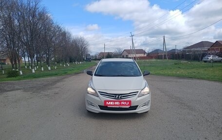 Hyundai Solaris II рестайлинг, 2014 год, 850 000 рублей, 10 фотография