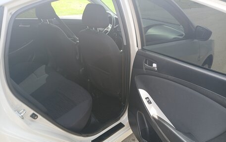 Hyundai Solaris II рестайлинг, 2014 год, 850 000 рублей, 15 фотография