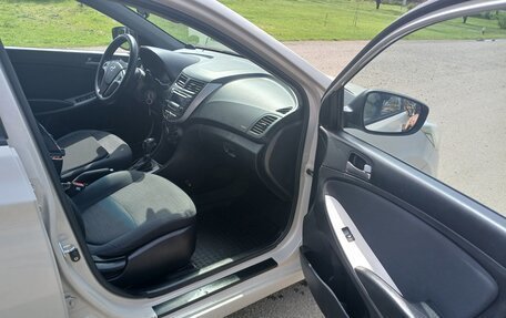 Hyundai Solaris II рестайлинг, 2014 год, 850 000 рублей, 17 фотография