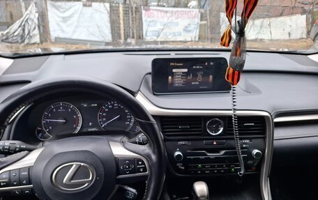 Lexus RX IV рестайлинг, 2017 год, 3 499 999 рублей, 8 фотография