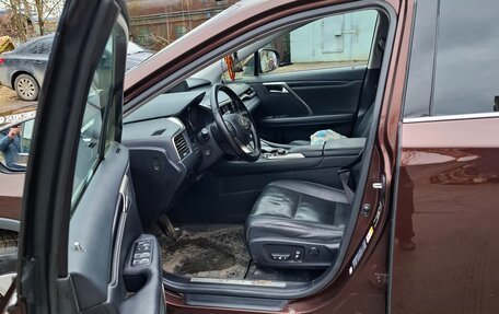 Lexus RX IV рестайлинг, 2017 год, 3 499 999 рублей, 6 фотография