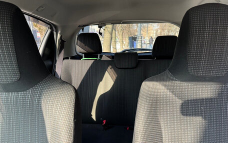 Toyota Vitz, 2016 год, 1 020 000 рублей, 9 фотография