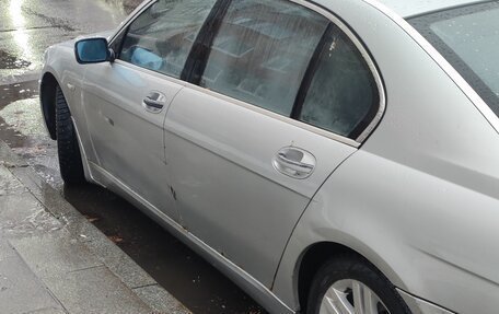 BMW 7 серия, 2003 год, 700 000 рублей, 9 фотография