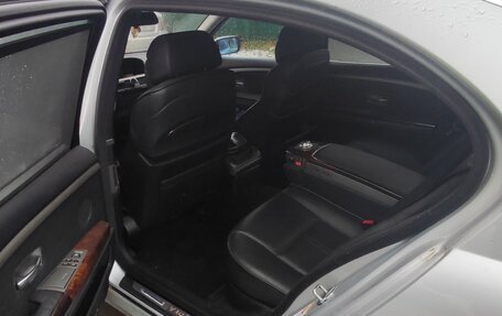 BMW 7 серия, 2003 год, 700 000 рублей, 16 фотография