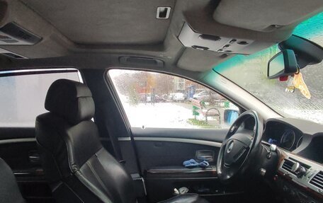 BMW 7 серия, 2003 год, 700 000 рублей, 24 фотография