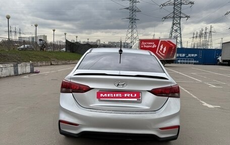 Hyundai Solaris II рестайлинг, 2018 год, 835 000 рублей, 5 фотография