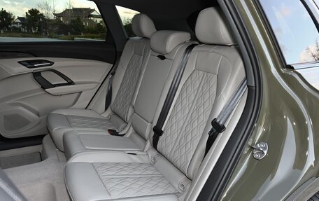 Audi Q5, 2025 год, 6 598 000 рублей, 38 фотография