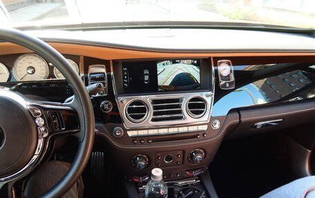 Rolls-Royce Wraith, 2017 год, 40 000 000 рублей, 12 фотография