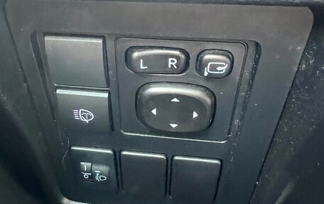 Toyota Land Cruiser Prado 150 рестайлинг 2, 2021 год, 5 500 000 рублей, 19 фотография