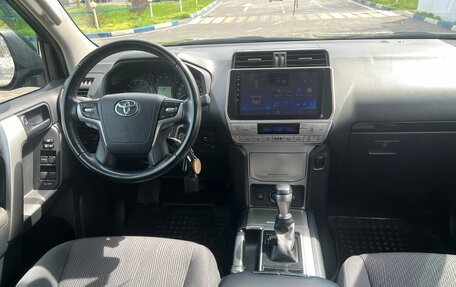 Toyota Land Cruiser Prado 150 рестайлинг 2, 2021 год, 5 500 000 рублей, 18 фотография