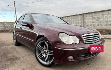 Mercedes-Benz C-Класс, 2005 год, 725 000 рублей, 12 фотография