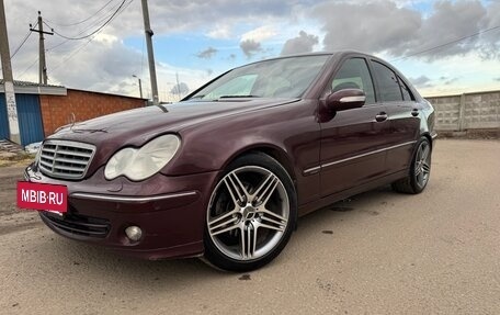 Mercedes-Benz C-Класс, 2005 год, 725 000 рублей, 2 фотография