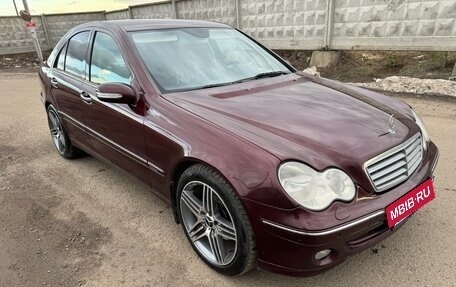 Mercedes-Benz C-Класс, 2005 год, 725 000 рублей, 15 фотография