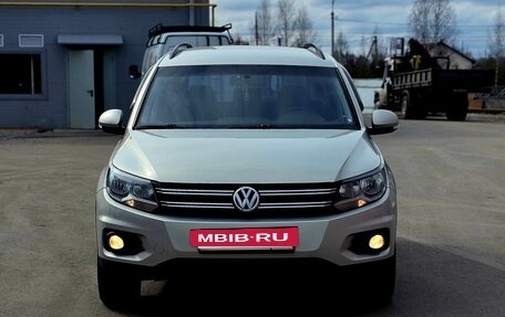 Volkswagen Tiguan I, 2012 год, 1 080 000 рублей, 2 фотография
