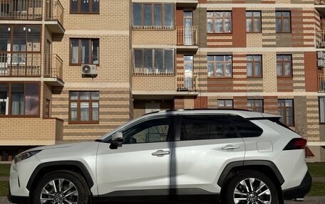 Toyota RAV4, 2022 год, 4 200 000 рублей, 15 фотография