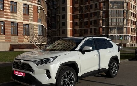 Toyota RAV4, 2022 год, 4 200 000 рублей, 20 фотография
