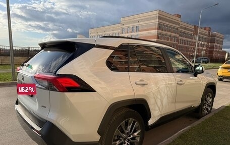 Toyota RAV4, 2022 год, 4 200 000 рублей, 22 фотография