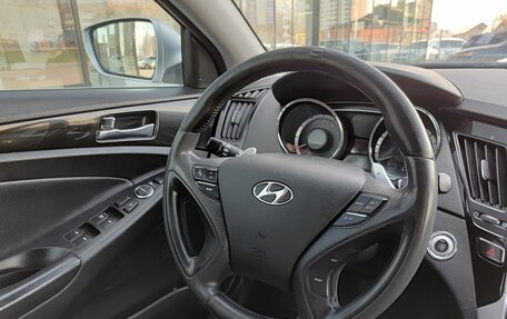 Hyundai Sonata VI, 2010 год, 959 800 рублей, 23 фотография