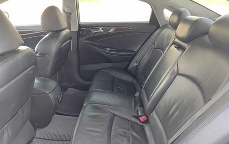 Hyundai Sonata VI, 2010 год, 959 800 рублей, 15 фотография