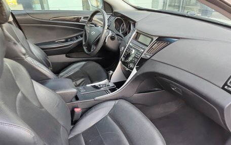 Hyundai Sonata VI, 2010 год, 959 800 рублей, 13 фотография