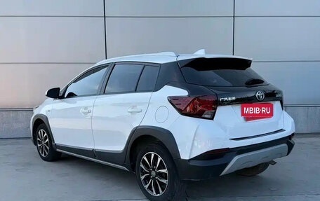 Toyota Yaris XP150 рестайлинг, 2022 год, 1 305 272 рублей, 12 фотография