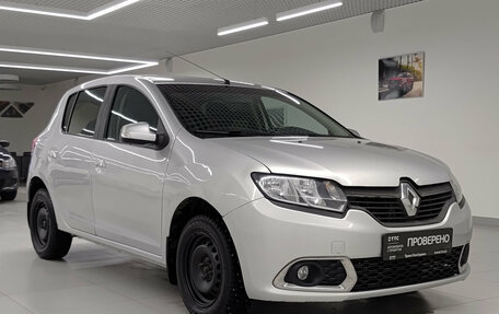 Renault Sandero II рестайлинг, 2016 год, 643 000 рублей, 3 фотография