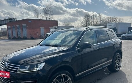 Volkswagen Touareg III, 2016 год, 2 600 000 рублей, 2 фотография