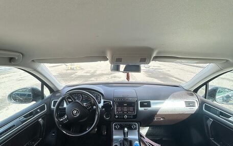 Volkswagen Touareg III, 2016 год, 2 600 000 рублей, 11 фотография