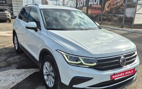 Volkswagen Tiguan II, 2021 год, 3 700 000 рублей, 7 фотография