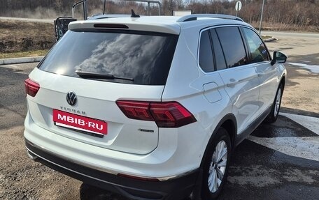 Volkswagen Tiguan II, 2021 год, 3 700 000 рублей, 6 фотография