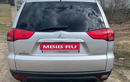 Mitsubishi Pajero Sport II рестайлинг, 2014 год, 2 500 000 рублей, 3 фотография