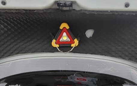 Nissan Sunny B15, 2002 год, 260 000 рублей, 8 фотография