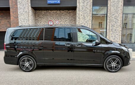 Mercedes-Benz V-Класс, 2025 год, 17 400 000 рублей, 2 фотография