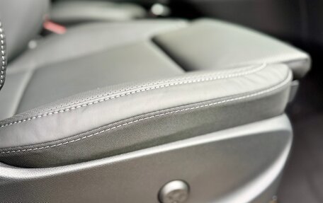 Mercedes-Benz V-Класс, 2025 год, 17 400 000 рублей, 26 фотография