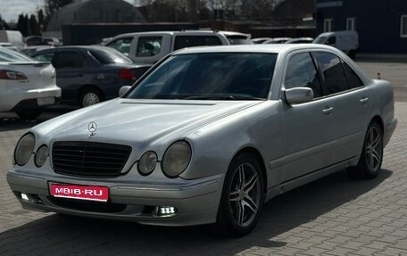 Mercedes-Benz E-Класс, 2000 год, 350 000 рублей, 1 фотография