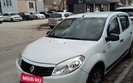 Renault Sandero I, 2013 год, 420 000 рублей, 3 фотография