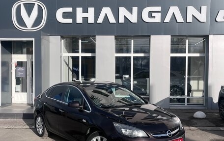 Opel Astra J, 2014 год, 720 000 рублей, 1 фотография