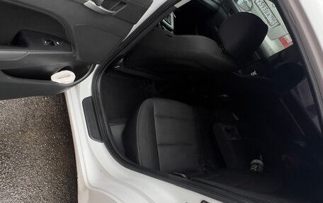 Hyundai Elantra VI рестайлинг, 2017 год, 1 200 000 рублей, 13 фотография