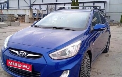 Hyundai Solaris II рестайлинг, 2012 год, 800 000 рублей, 1 фотография