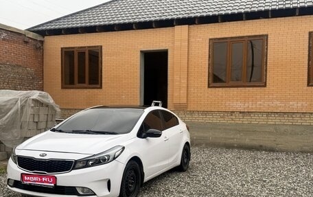 KIA Cerato III, 2018 год, 900 000 рублей, 1 фотография