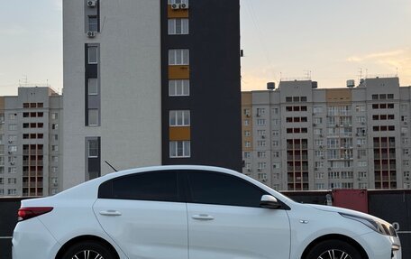 KIA Rio IV, 2017 год, 1 380 000 рублей, 5 фотография