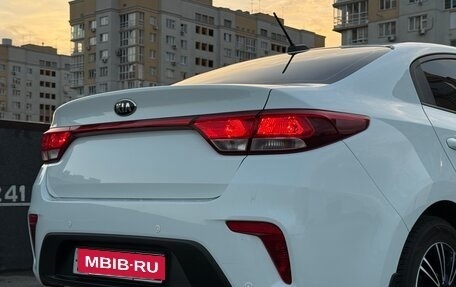 KIA Rio IV, 2017 год, 1 380 000 рублей, 8 фотография