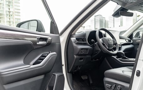 Toyota Highlander, 2026 год, 5 799 000 рублей, 8 фотография