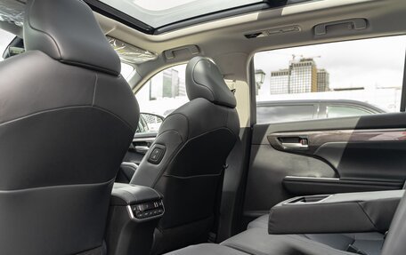 Toyota Highlander, 2026 год, 5 799 000 рублей, 29 фотография