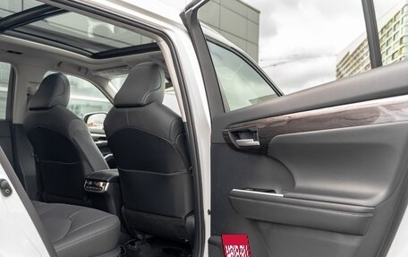 Toyota Highlander, 2026 год, 5 799 000 рублей, 35 фотография