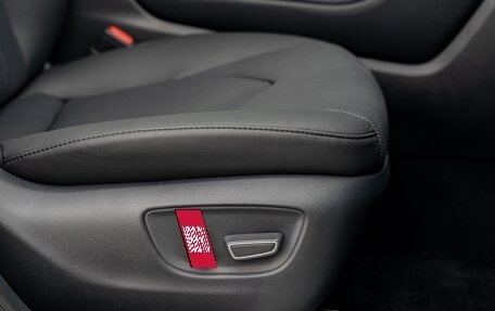 Toyota Highlander, 2026 год, 5 799 000 рублей, 38 фотография