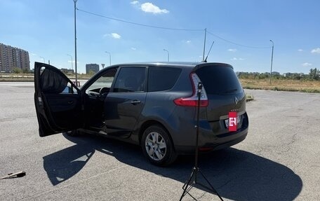 Renault Scenic III, 2011 год, 750 000 рублей, 2 фотография