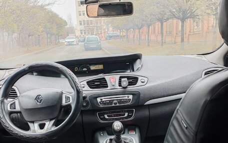 Renault Scenic III, 2011 год, 750 000 рублей, 13 фотография