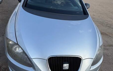 SEAT Leon II, 2010 год, 600 000 рублей, 2 фотография