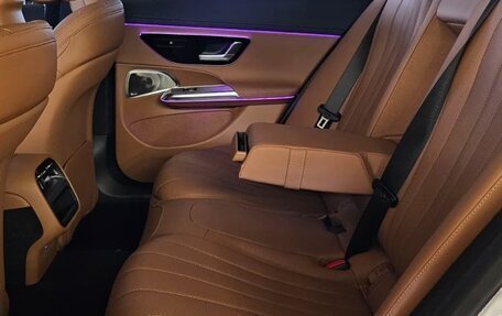 Mercedes-Benz E-Класс, 2025 год, 8 500 000 рублей, 23 фотография